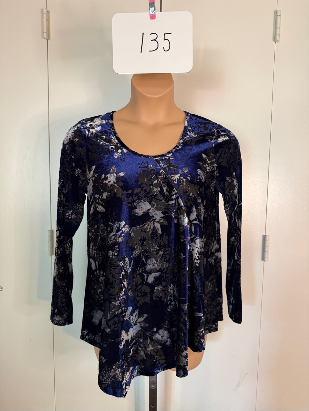 Cupio Blue Floral Velvet Long Sleeve Top